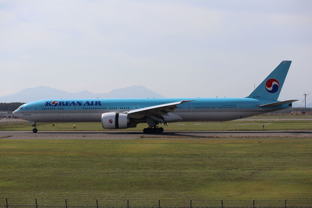 KOREAN AIR
