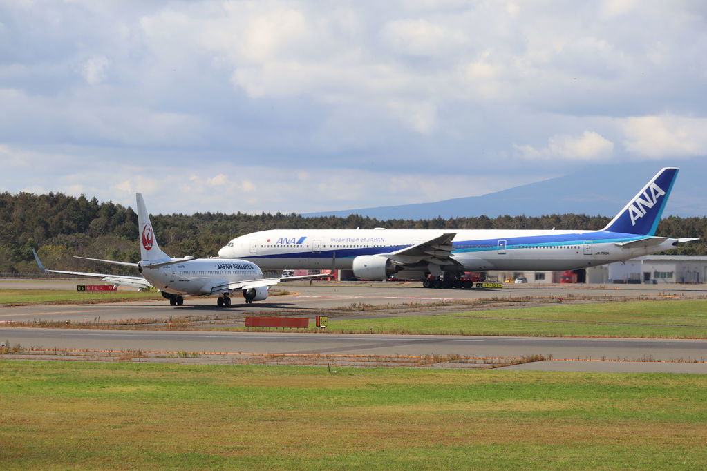 ANAとJAL
キーワード: ANA JAL