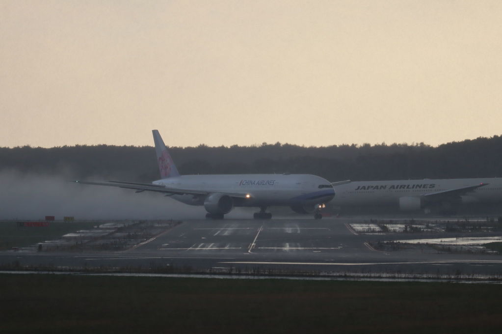 CHINA AIRLINES
