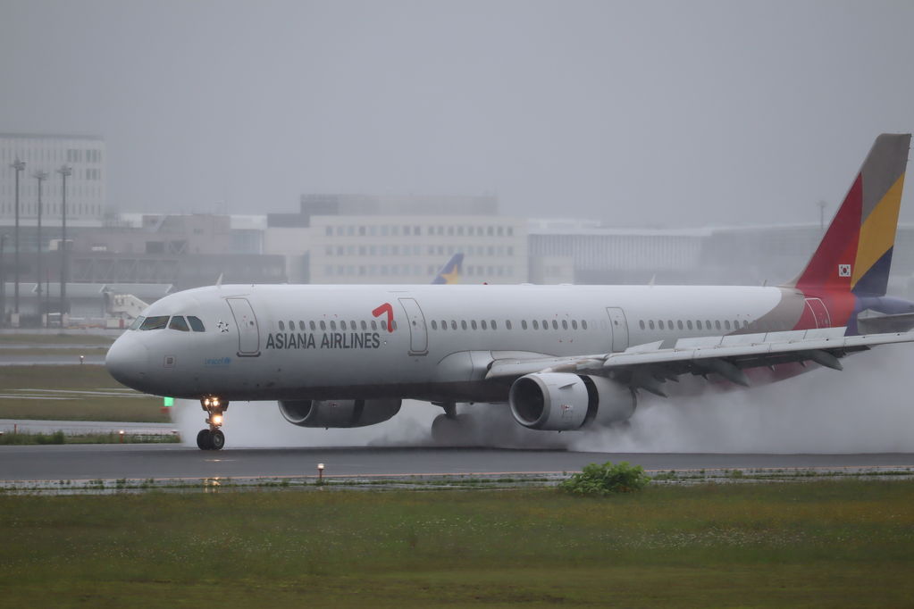 Asiana
キーワード: Asiana
