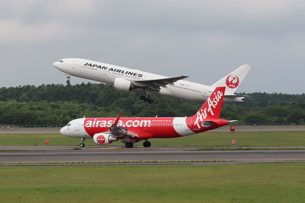 AirAsia JAL
キーワード: AirAsia JAL