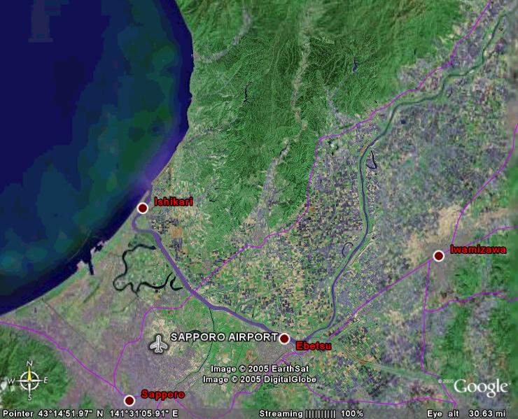 石狩川
石狩川が蛇行していた痕跡が随所に見られます。
