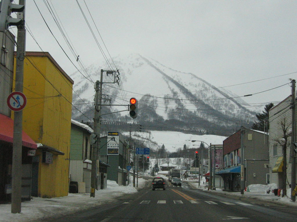 羊蹄山
喜茂別の市街から羊蹄山が見えます。
キーワード: 後志エリア