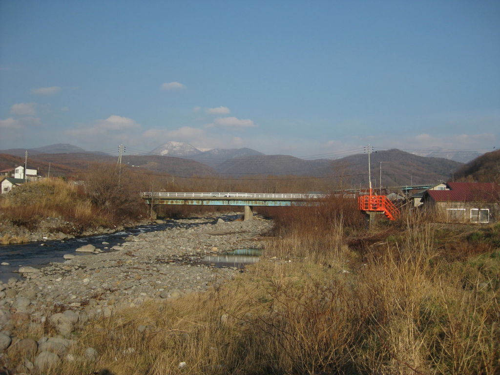 石狩市幌 幌橋
遠くに見えるのが新幌橋
キーワード: 石狩エリア